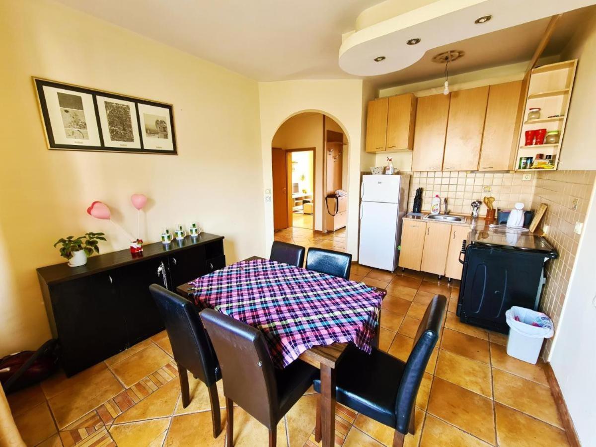 Fantazy Apartment Main Square Skopje Luaran gambar