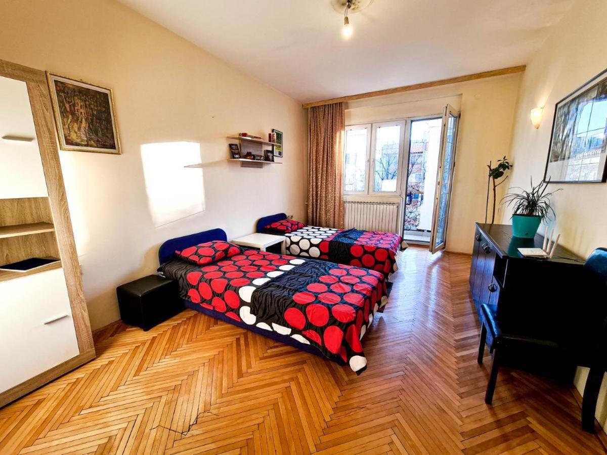 Fantazy Apartment Main Square Skopje Luaran gambar