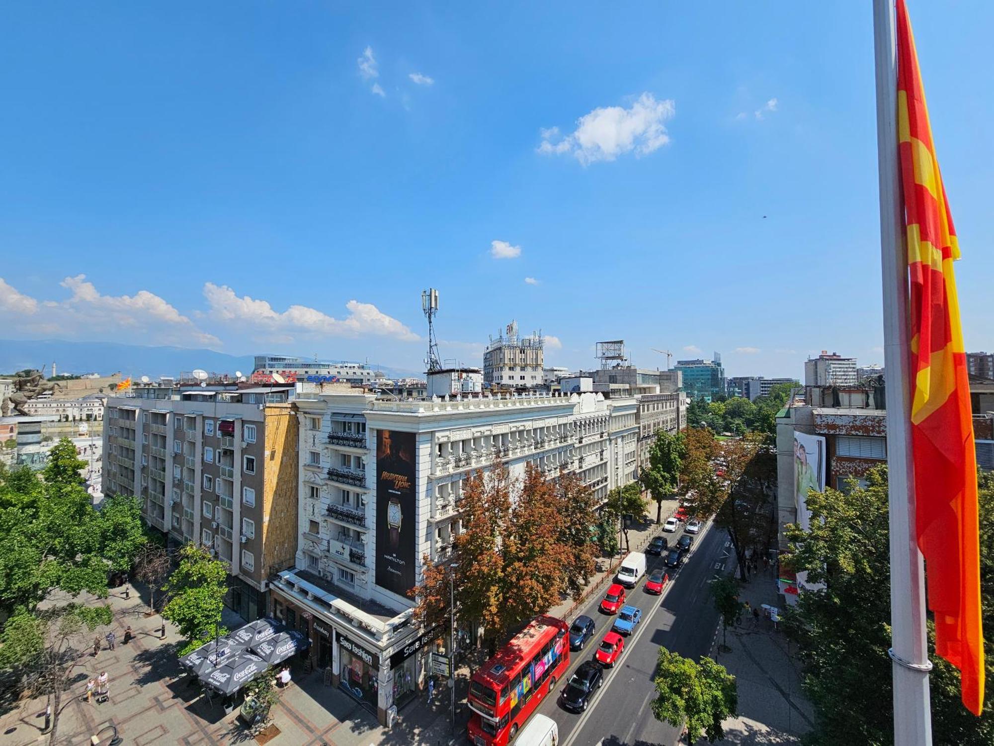 Fantazy Apartment Main Square Skopje Luaran gambar