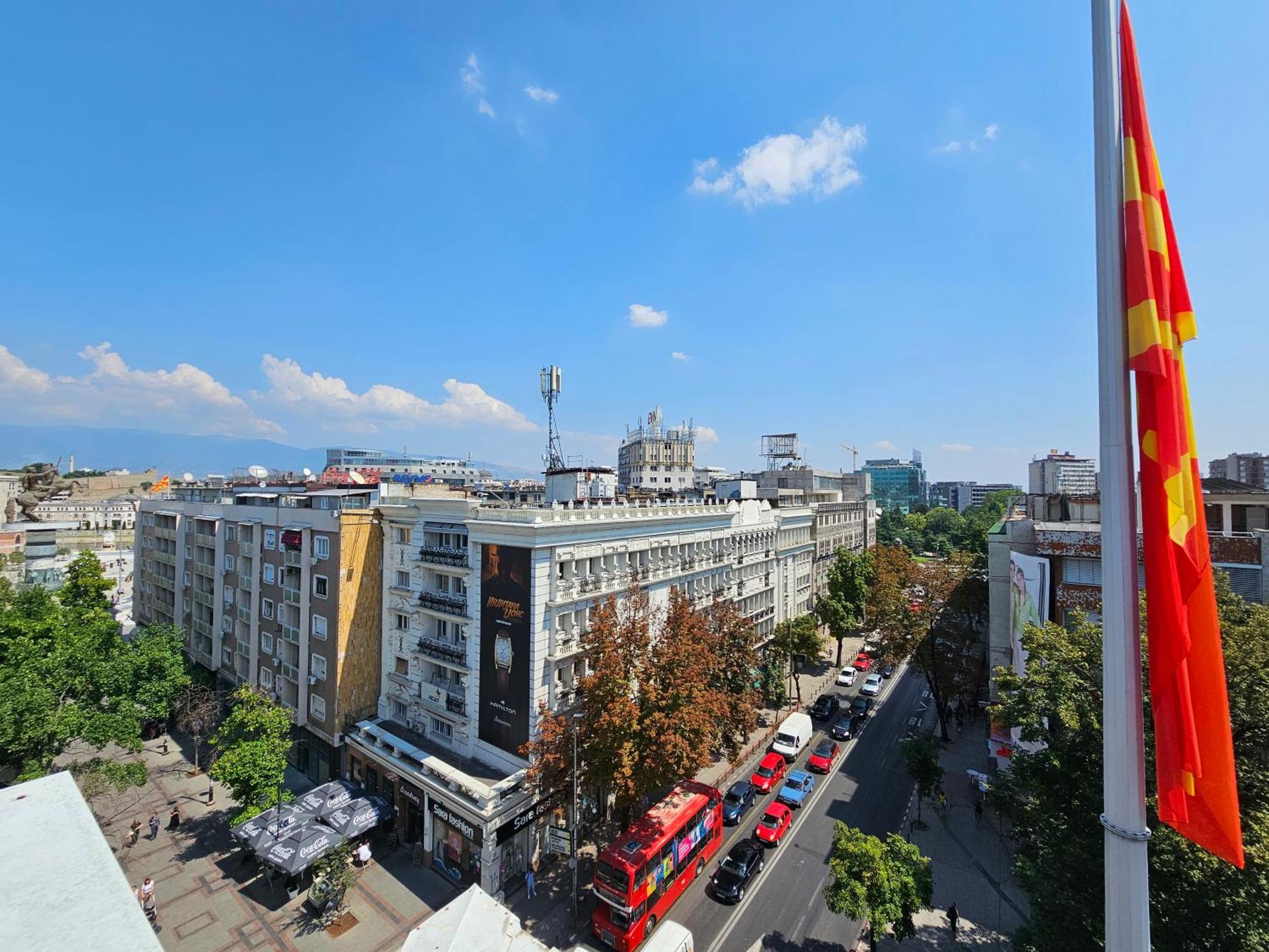 Fantazy Apartment Main Square Skopje Luaran gambar